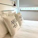 Arcos 61 *