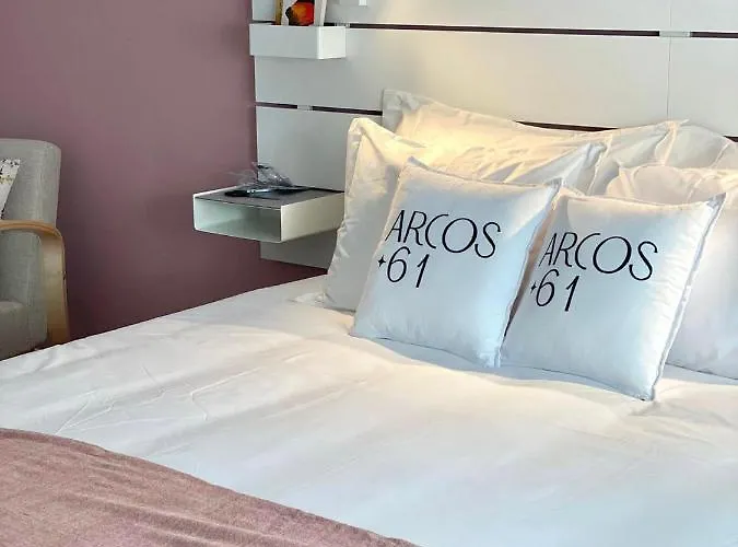 Arcos 61